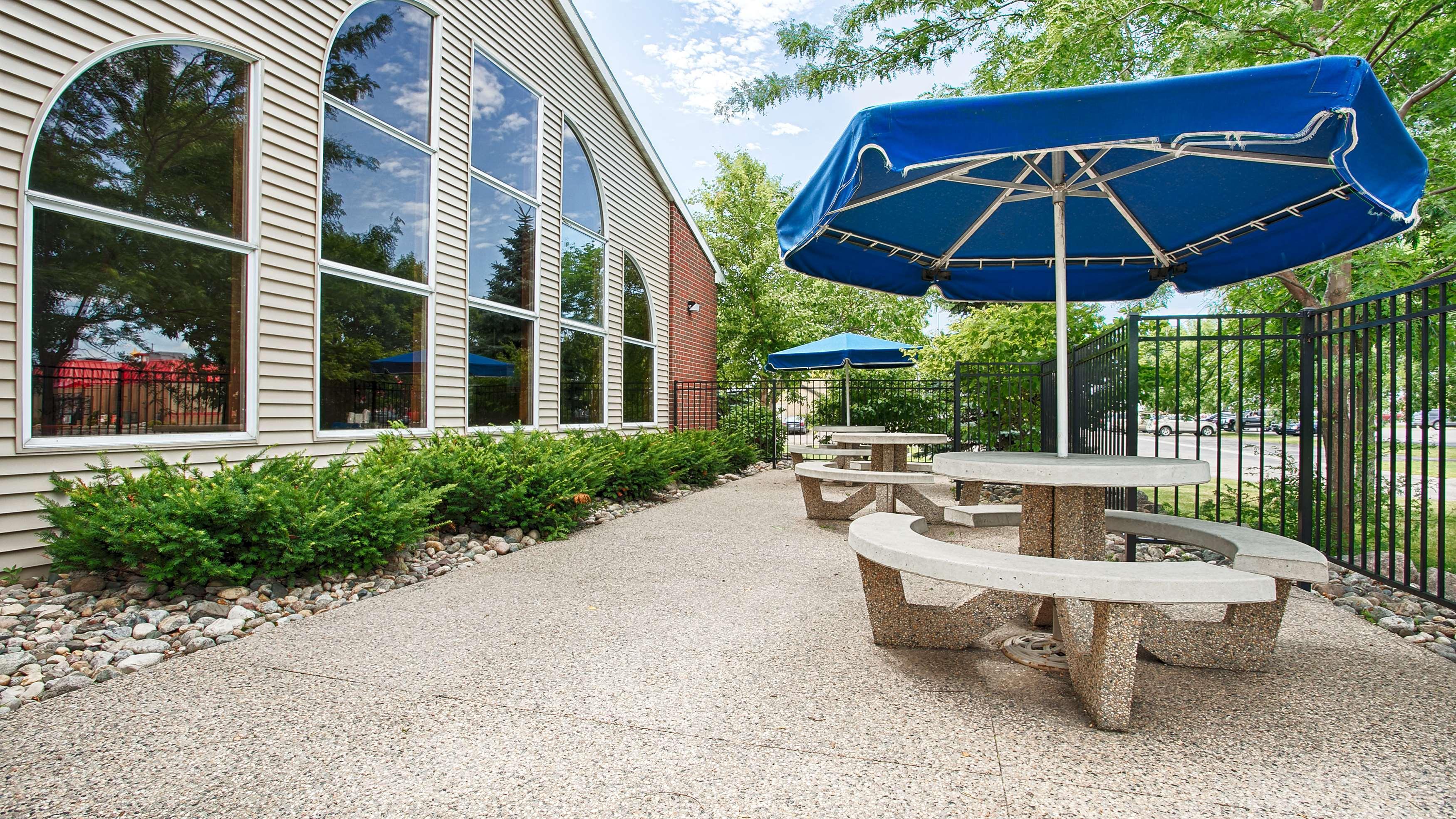 Best Western Alexandria Inn Exterior photo