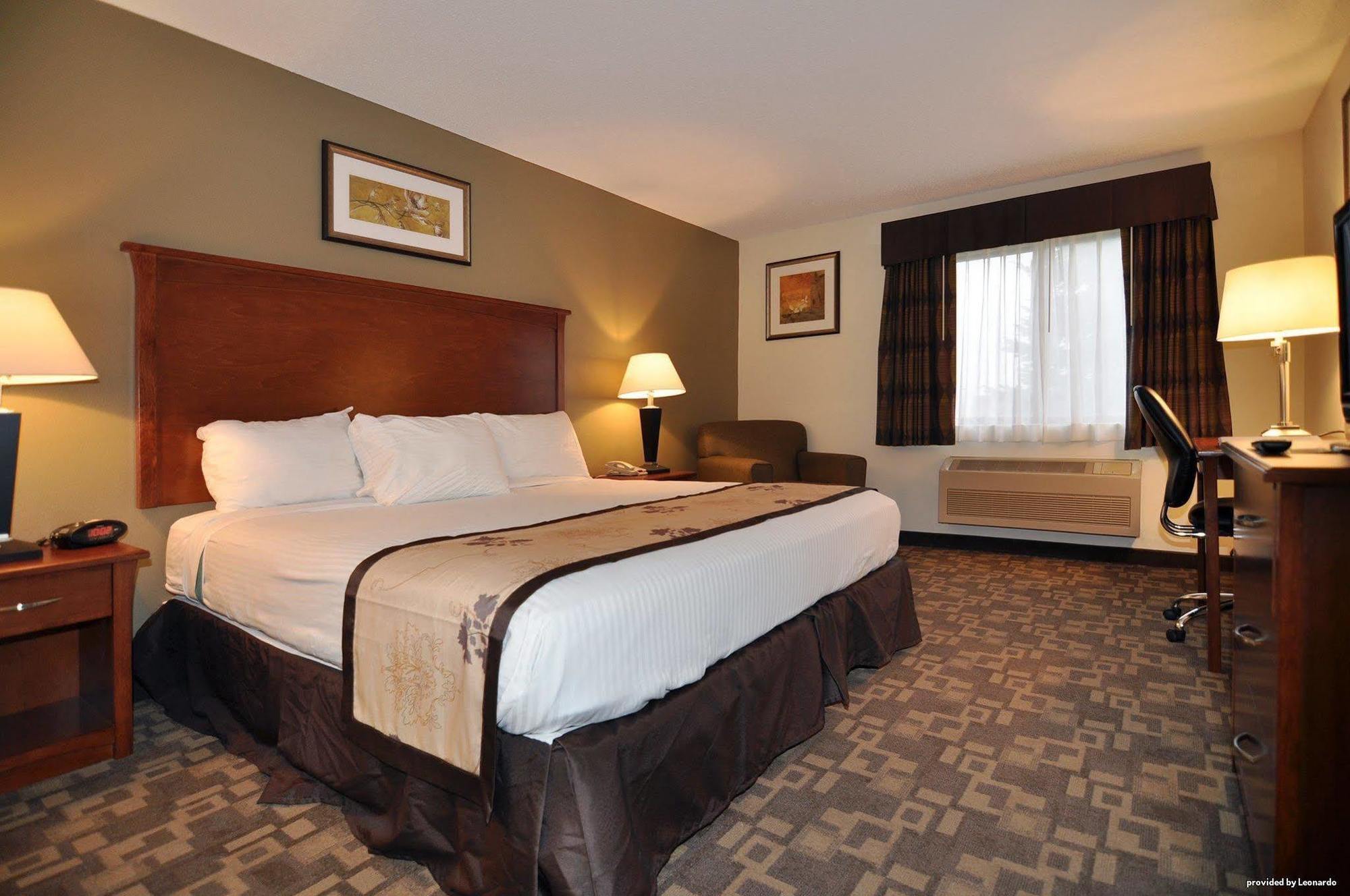 Best Western Alexandria Inn Room photo